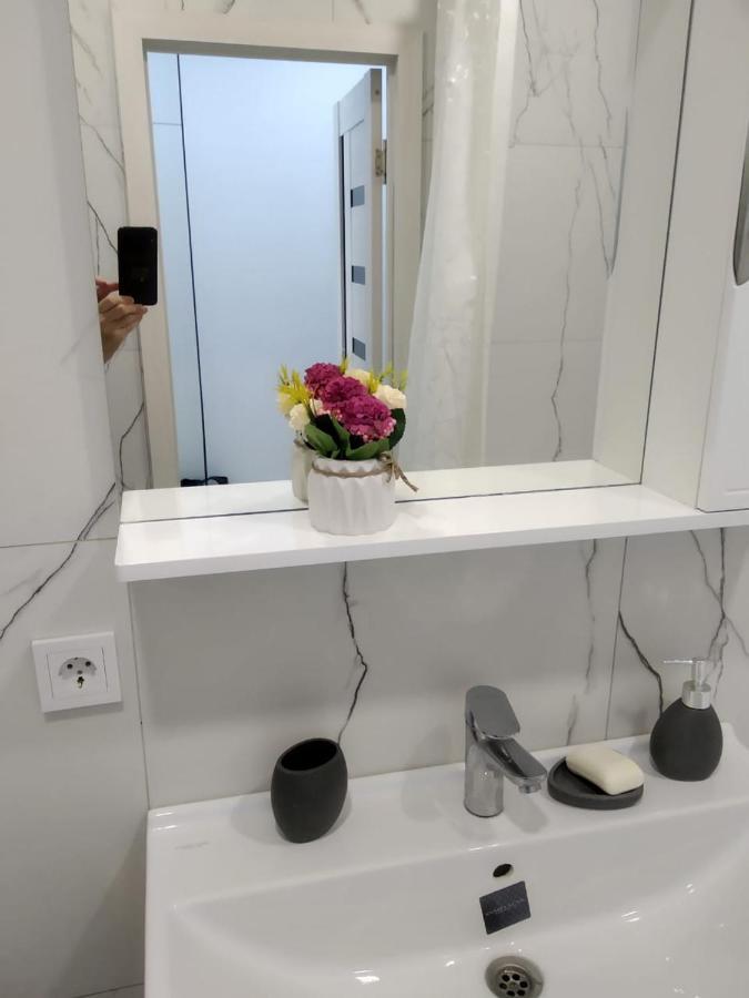 Ferienwohnung Молодежный Almaty Exterior foto
