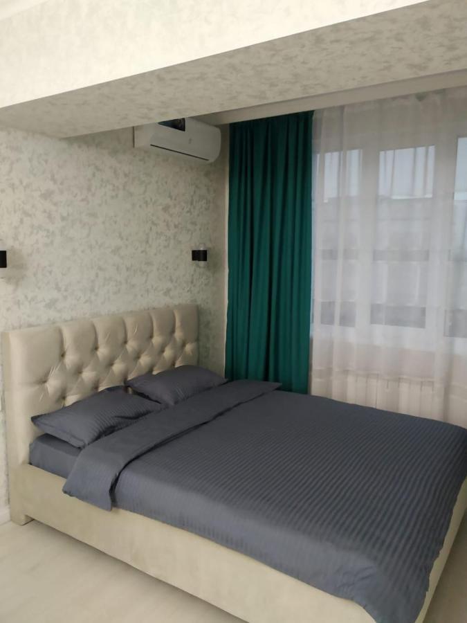 Ferienwohnung Молодежный Almaty Exterior foto